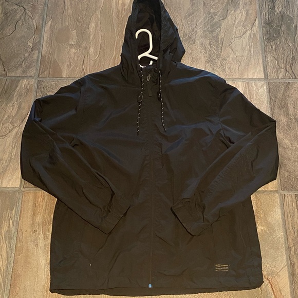 ‘H&M’ Men’s All Black Windbreaker Jacket. Size Men’s US L. - Picture 2 of 9